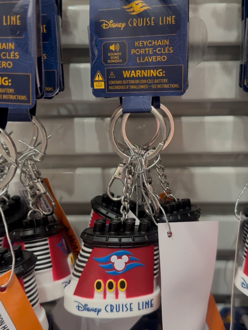NWT! Disney Cruise Line Funnel Keychain